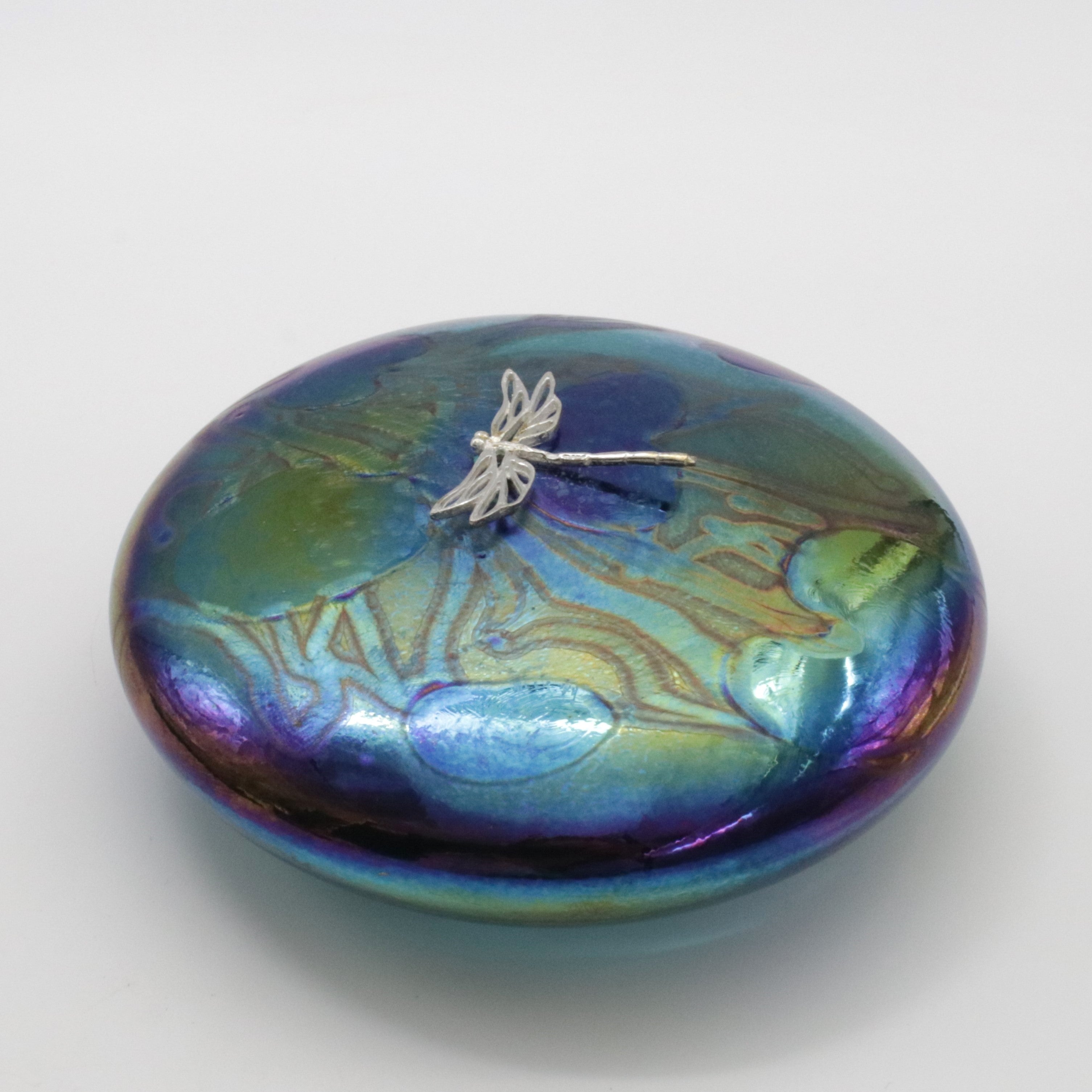 Dragonfly Lily Trail Paperweight
