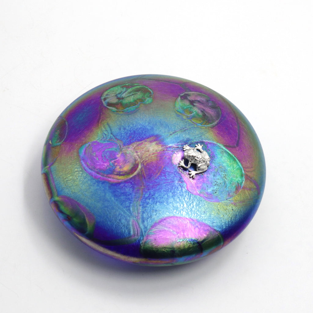 Frog Lily Disc with Paperweight