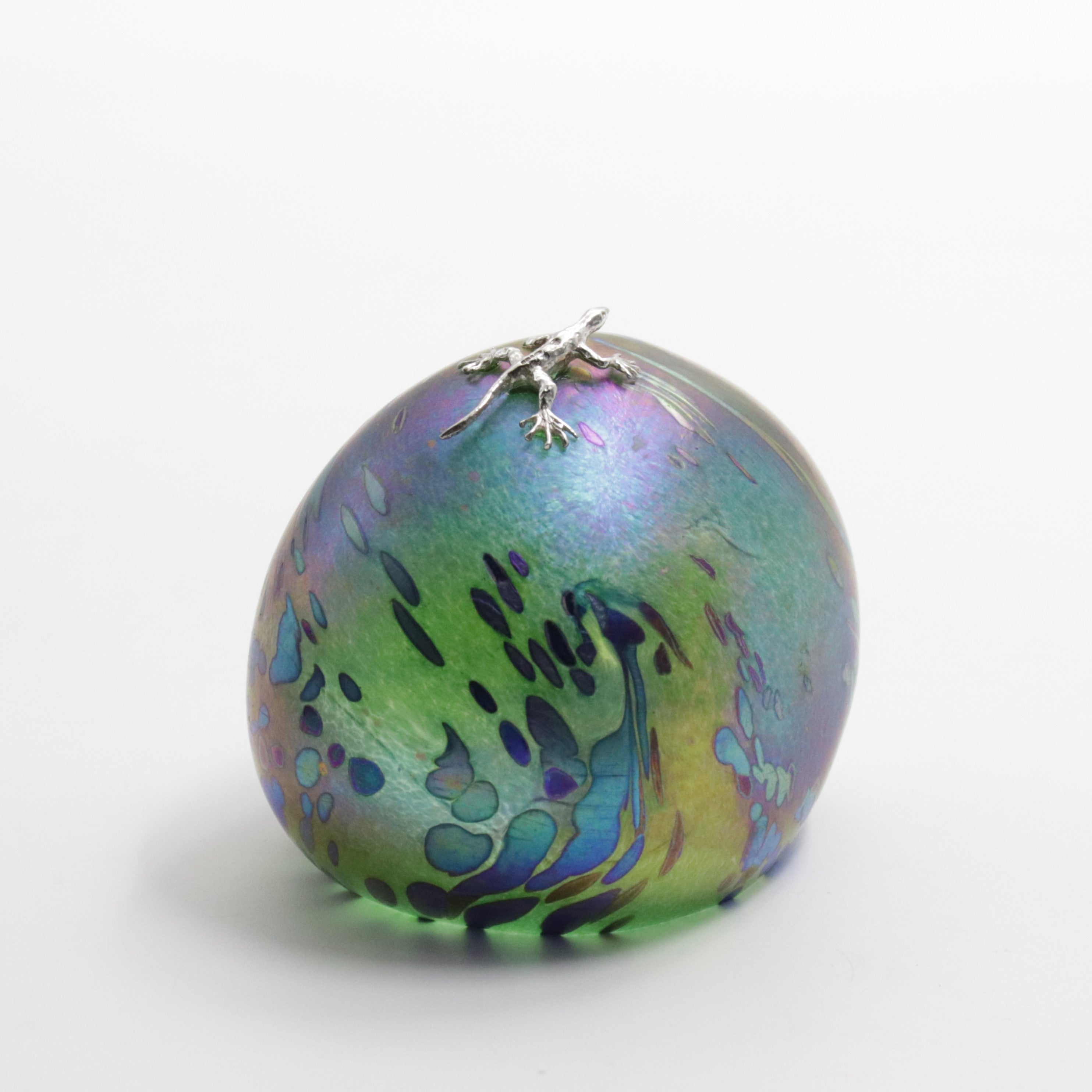 Dinosaur Egg with sterling Silver Gecko