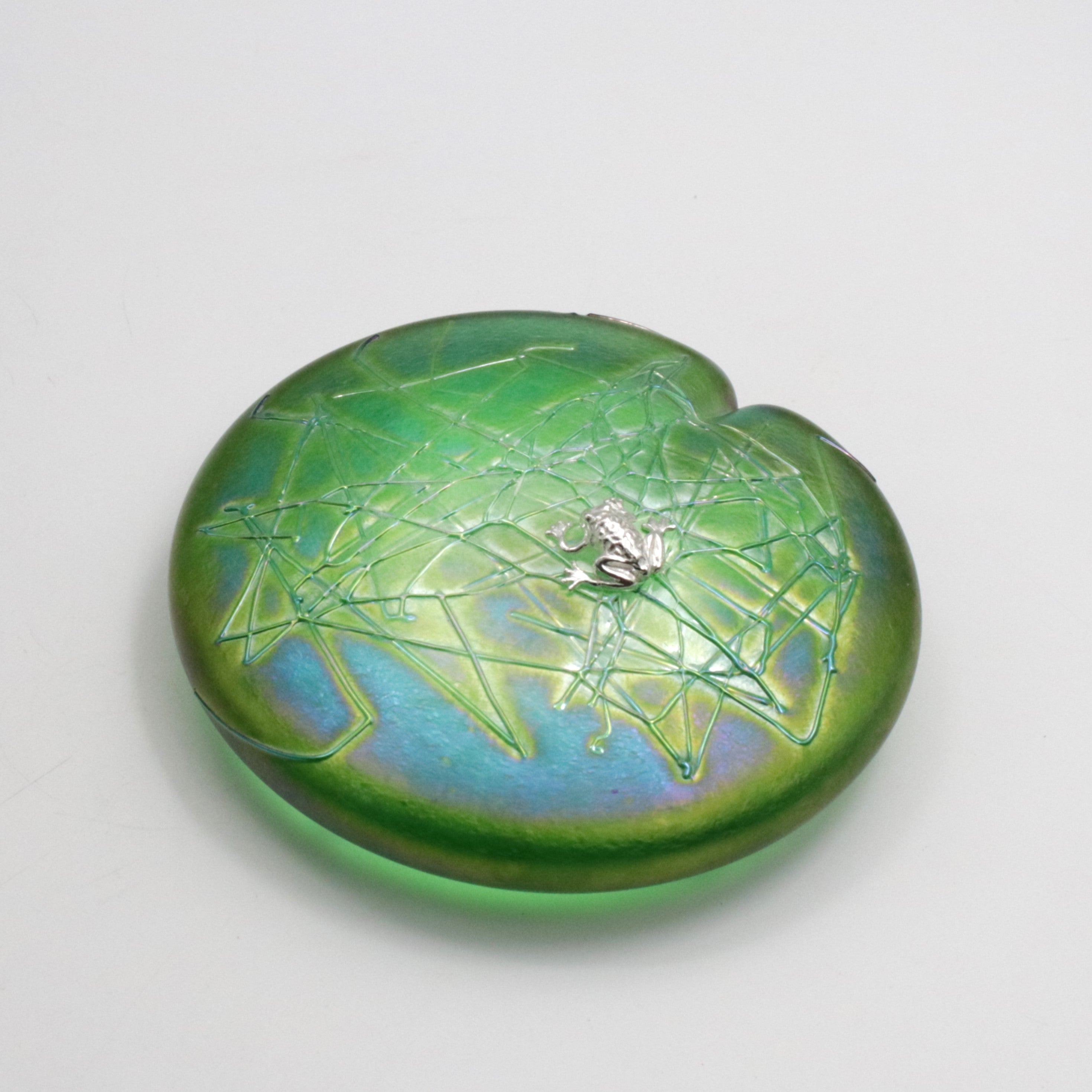 Glass Lily Pad with Silver Frog