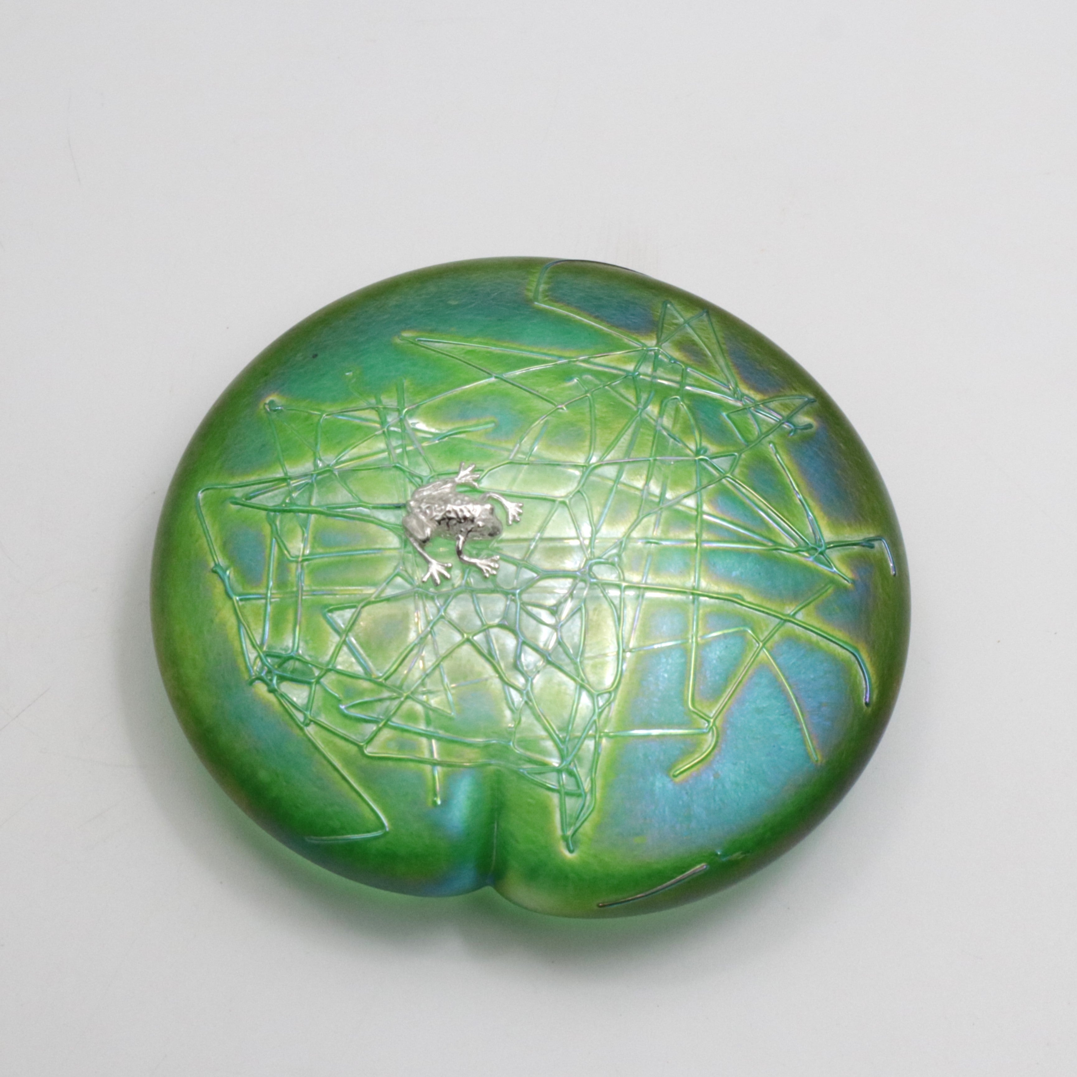 Glass Lily Pad with Silver Frog