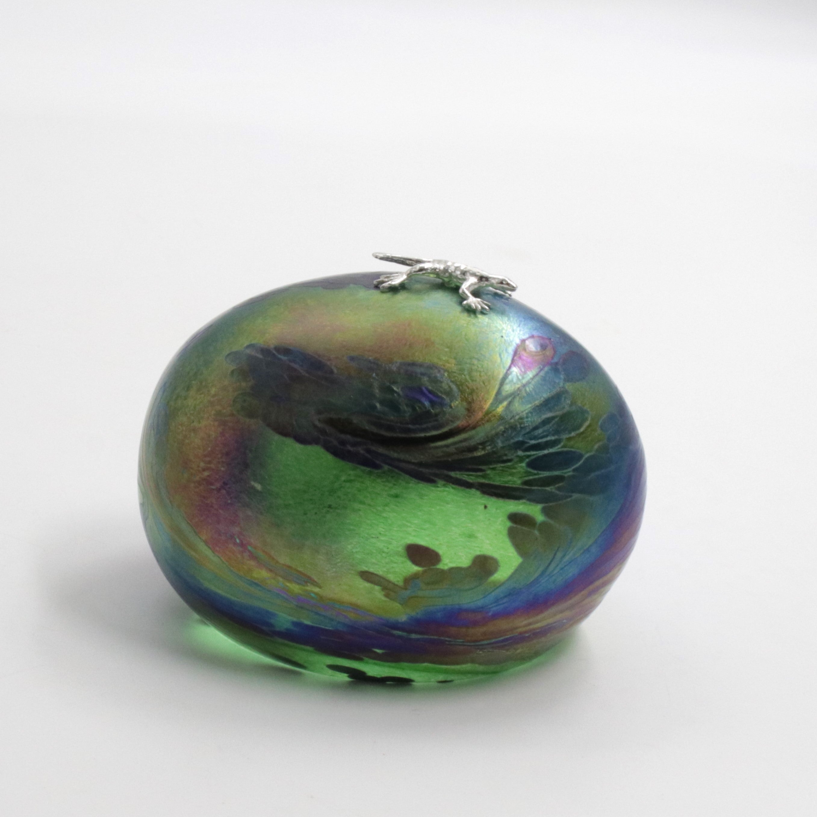 Dinosaur Egg with sterling Silver Gecko